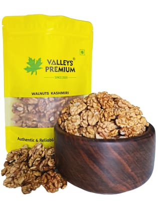 Valleys Premium Kashmiri Walnut Kernels Vaccum Pack 400 Gram ( Akhrot Giri Without Shell)
