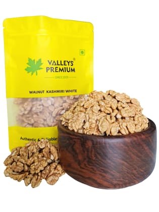 Valleys Premium Kashmiri White Walnut Kernels Vaccum Pack 800 Grams (AKHROT)