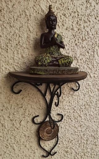 Homefrills Wooden and Wrought Iron Wall Mounted Bracket Fancy Shelf for Indoor & Outdoor Living Room Photo Frame, Flower Pot, WiFi etc Size-20 * 25 cm(Pack of 1)