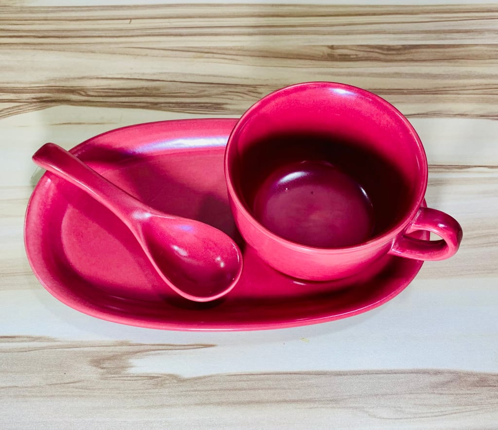 Homefrills Ceramic Glossy Finish Large Soup/Cereal Mug with Tray and Spoon Glossy Finish Suitable for Coffee, Tea, Juice, Cappuccino, Soup,Milk,Cereal etc. (270ml) (Colour-Magenta)