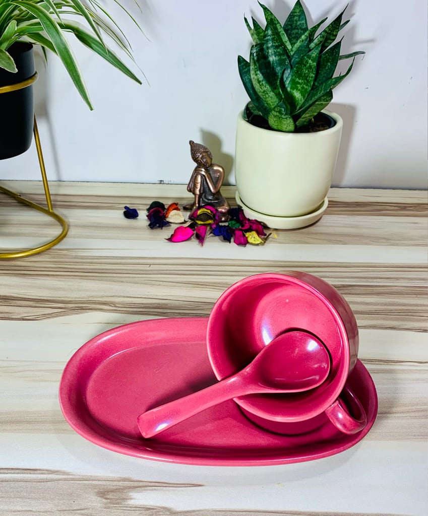 Homefrills Ceramic Glossy Finish Large Soup/Cereal Mug with Tray and Spoon Glossy Finish Suitable for Coffee, Tea, Juice, Cappuccino, Soup,Milk,Cereal etc. (270ml) (Colour-Magenta)