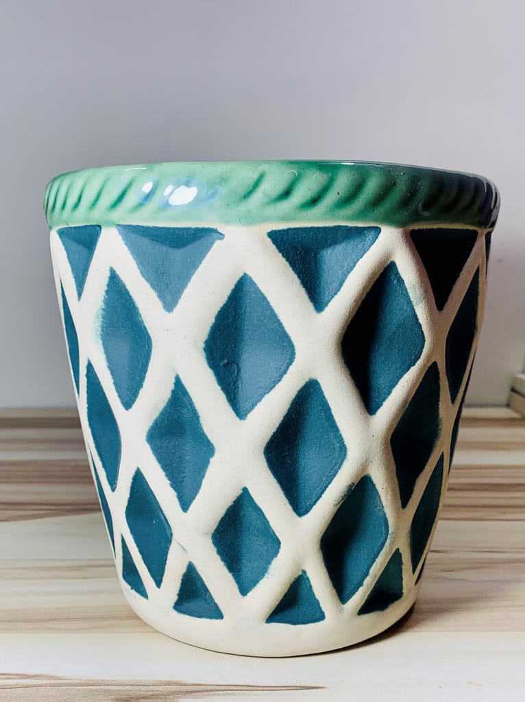 Homefrills Medium Matte Finish Green Stripped Design Ceramic planters Pot for Indoor & Outdoor Home, Garden, Office Decor,Balcony Planters Pot Gamla Size-17 * 17 cm