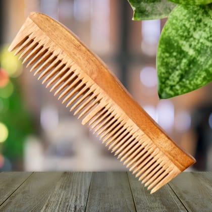 The Earth Trading Pure Neem Wooden Comb Curve Shape | Anti Hair Fall | Dandruff Control | Kacchi Neem | Organic | Natural