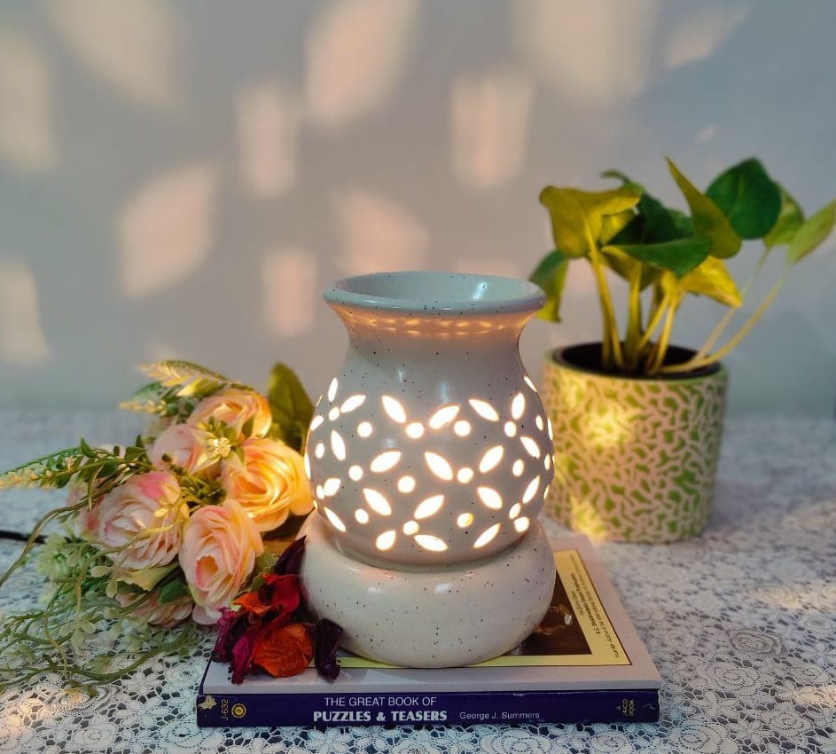 Homefrills Ceramic Electric Aroma Diffuser Oil Burner - Round Shape with 10 ML Lemongrass Aroma Oil for Home/Office air Freshener for Aromatherapy/Oil Burners Colour -White (Size-15*12*12 cm)