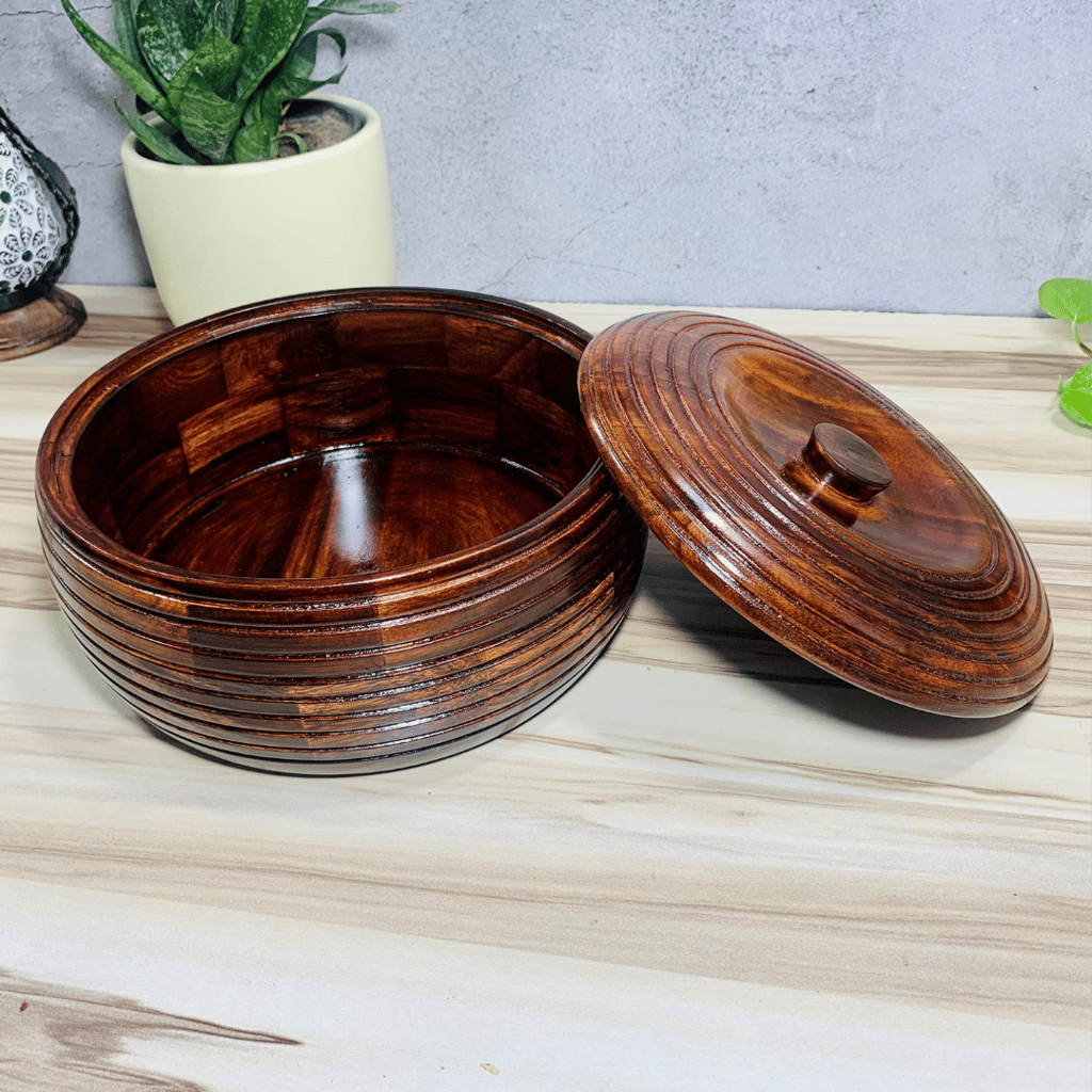 Homefrills Handicrafts Sheesham Wood Ring carved design Floral Chapati/Roti Box, Casserole,Wooden hotpot roti Box,chapati Holder, Hot Case Roti Server for Kitchen,Dinning Table Serveware Size-23*11 cm