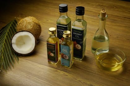 Pure Raw Wood-pressed Coconut Oil from Kerala (Pure & Unrefined) (Single Origin, Organically Grown & Made in small batches)