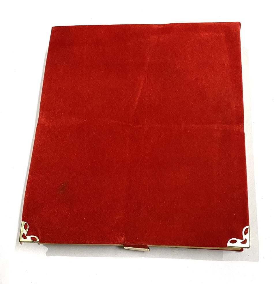 Darshik Traders Velvet Jewellery Box for Necklaces & Earring for Women And Girls | Pack Of 1 | (Red With Gold Color) (8"x7" inches)