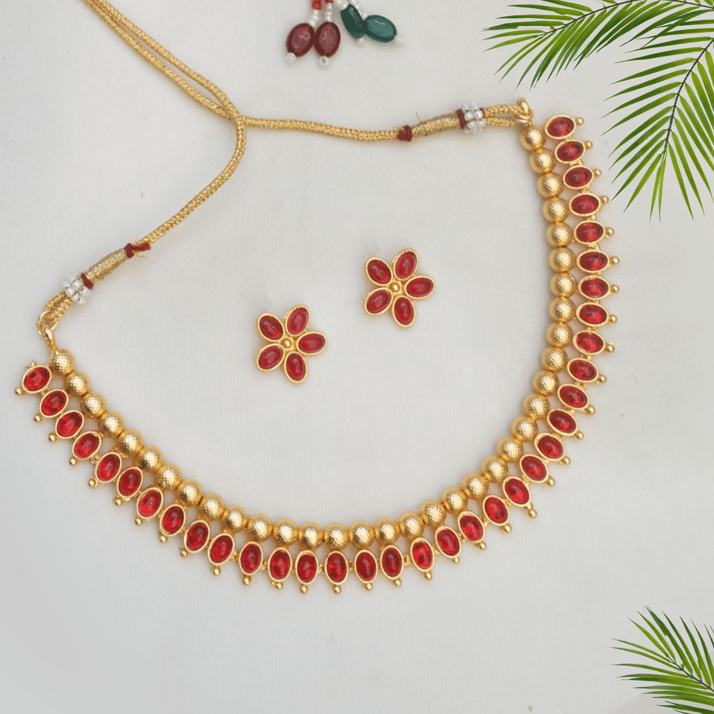 Gold-Toned Jewellery Set