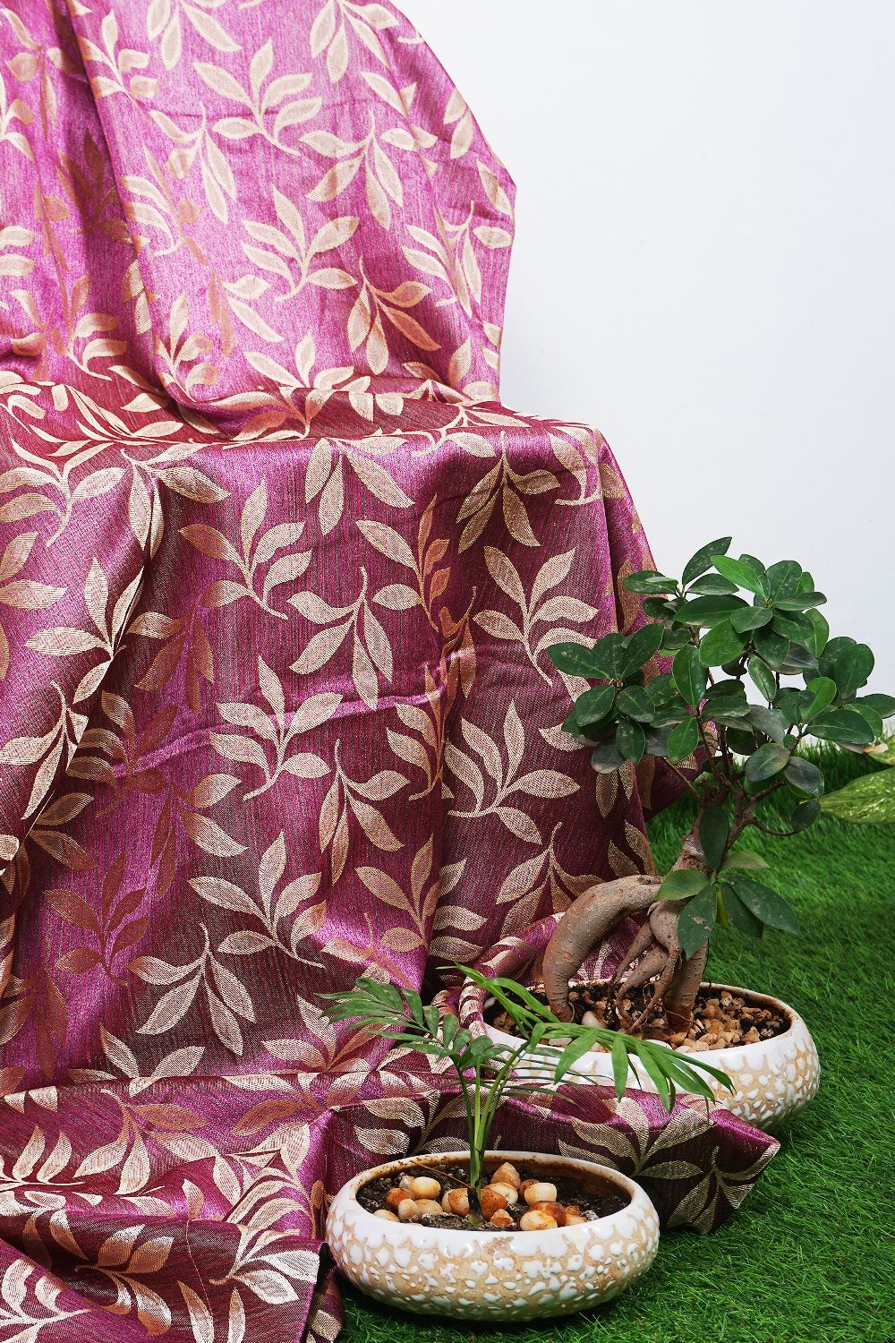 Parda online 274 cm (9 ft) Jacquard Fabric Leaf Design Eyelet Window Curtain | Pink Colour (Pack of 2) | Fine Blended Jacquard Fabric | for Living Rooms & Bedrooms | 274 L x 121 W Centimeters