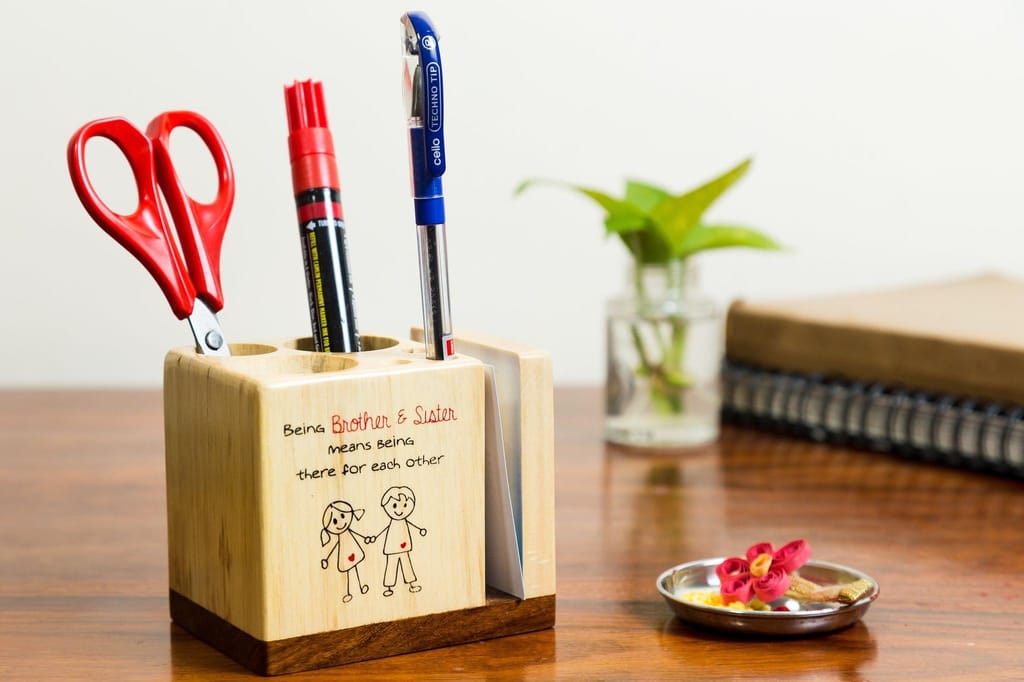 IVEI Sibling Pen Stand Cube with Mobile Holder - Rakhi gifts for brother and sister