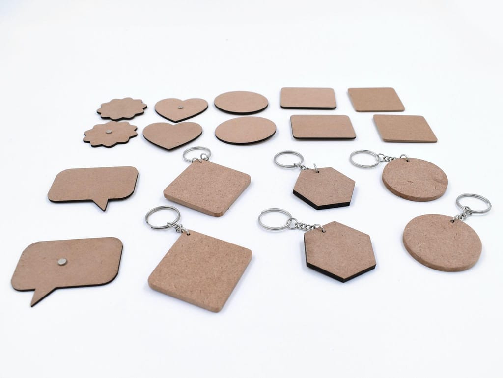 IVEI DIY MDF Keychains and Magnets - Set of 18 ( 6 Keychains & 12 Magnets)