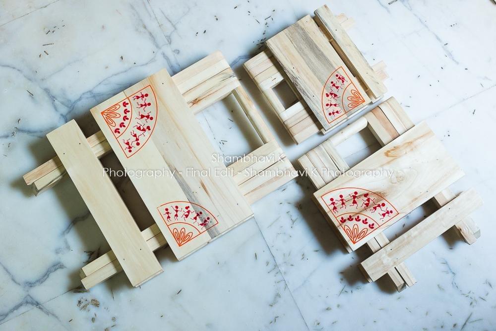 IVEI Warli Wooden Portable Folding Table