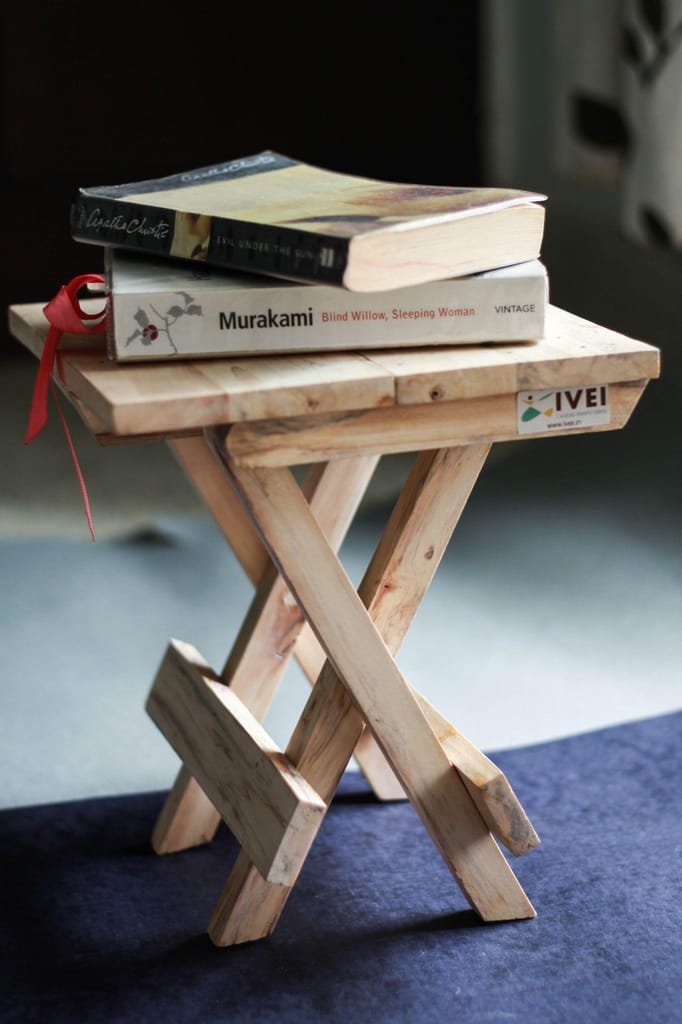 IVEI Wooden Portable Folding Table