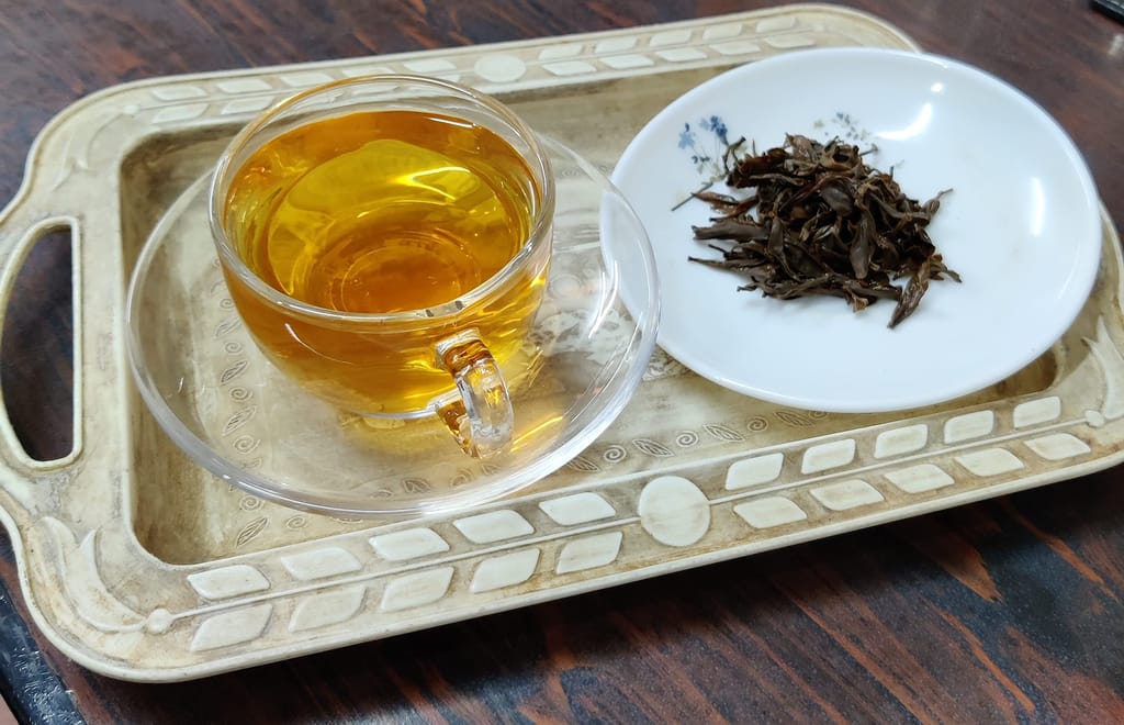 Premium English Orthodox Black Tea from the foothills of Darjeeling | Smooth Sunkissed | Jyoti Agro Farm (200g) | 150 to 200 cups approx | First Flush | Gourmet Whole Leaf Tea by MINTRI TEA