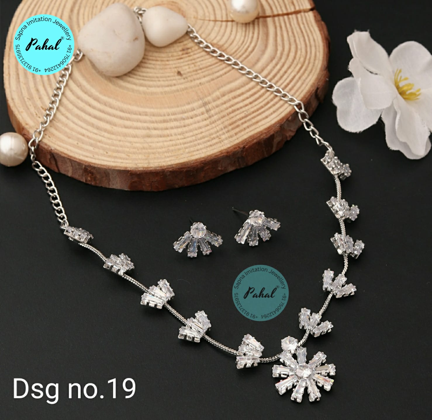 NECKLACE SET FOR GIRLS AND WOMENS MADEUP WITH AMERICAN DIAMOND , GIFT FOR GIRLS AND GIFTOR WOMENS