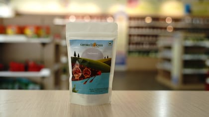 Keralaspicesonline Whole NUTMACE 25GM  Idukki Homestead Produce for Seasoning Garam Masala, Dishes (Pouch Packaging)-25 grams