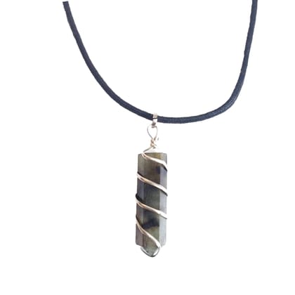 KITREE NATURAL LABRADORITE CRYSTAL STONE RECTANGLE PENDENT WITH CHAIN FOR UNISEX 5 CM APPROX. (COLOR GREY) (DESIGN 01)