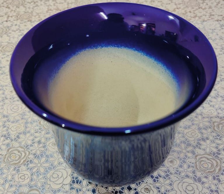 Homefrills Small High Glossy Blue Colour Ceramic Planters Pots for Indoor & Outdoor Home, Garden, Office Decor,Balcony Planters Pot Gamla Size-14 * 13 cm Colour-Blue