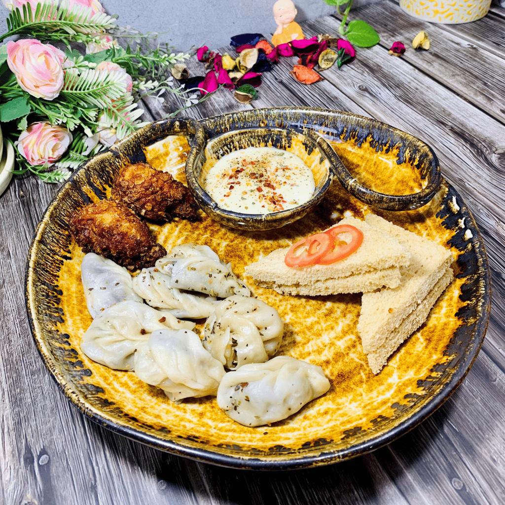 Homefrills  Prmium Yellow  Serving Ceramic Platter/Plate With section,Chip n Dip Platter/plate/Tray for Momos, Fries, Kebabs, Starter  and Snacks etc Microwave Safe. (Set of 1)