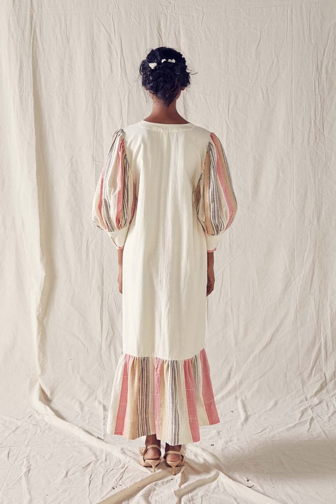 Maxi Trapeze Dress In Off White Cotton Khadi Mulmul