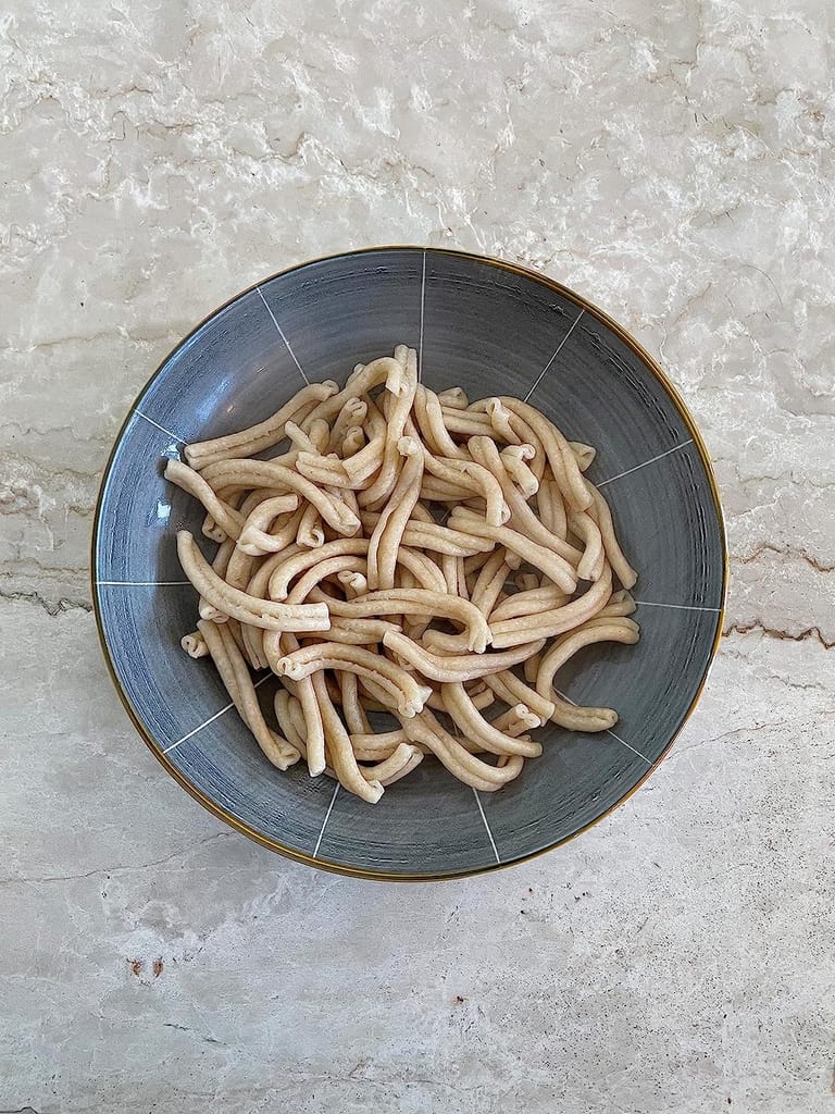 Donna Pastaia Artisanal Pasta | Wholewheat Strozzapreti Pasta | No Maida, No Salt, No Preservatives | Proudly Made in India