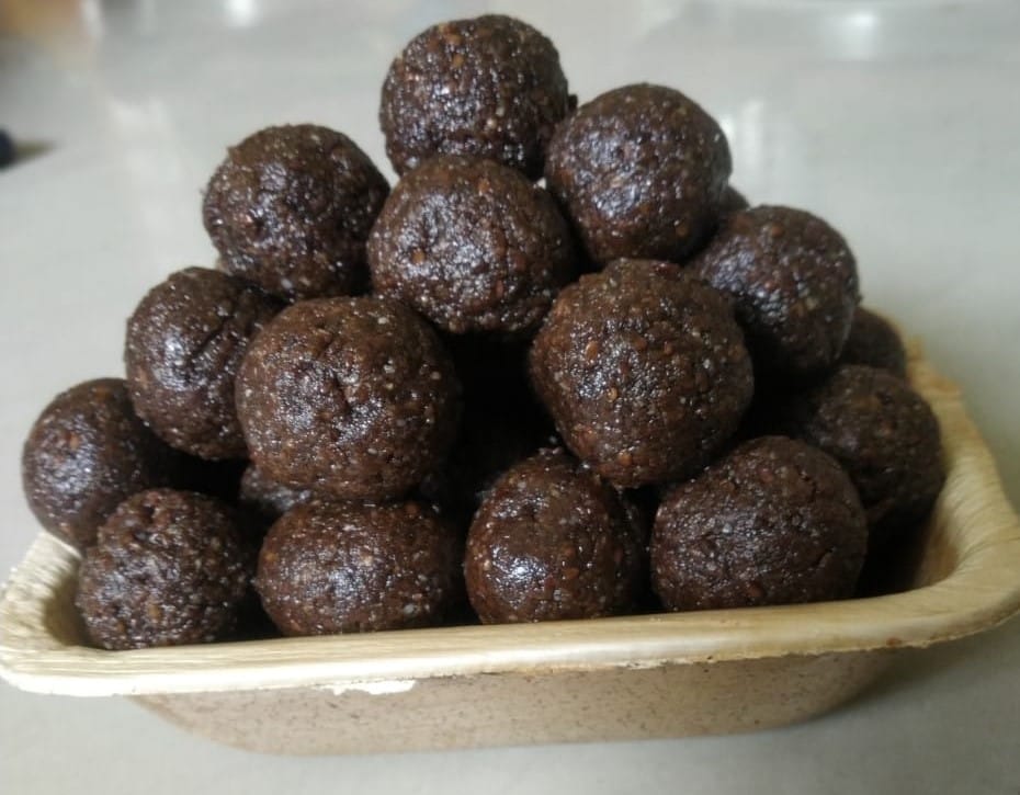 PALM JAGGERY SESAME BALLS SOFT