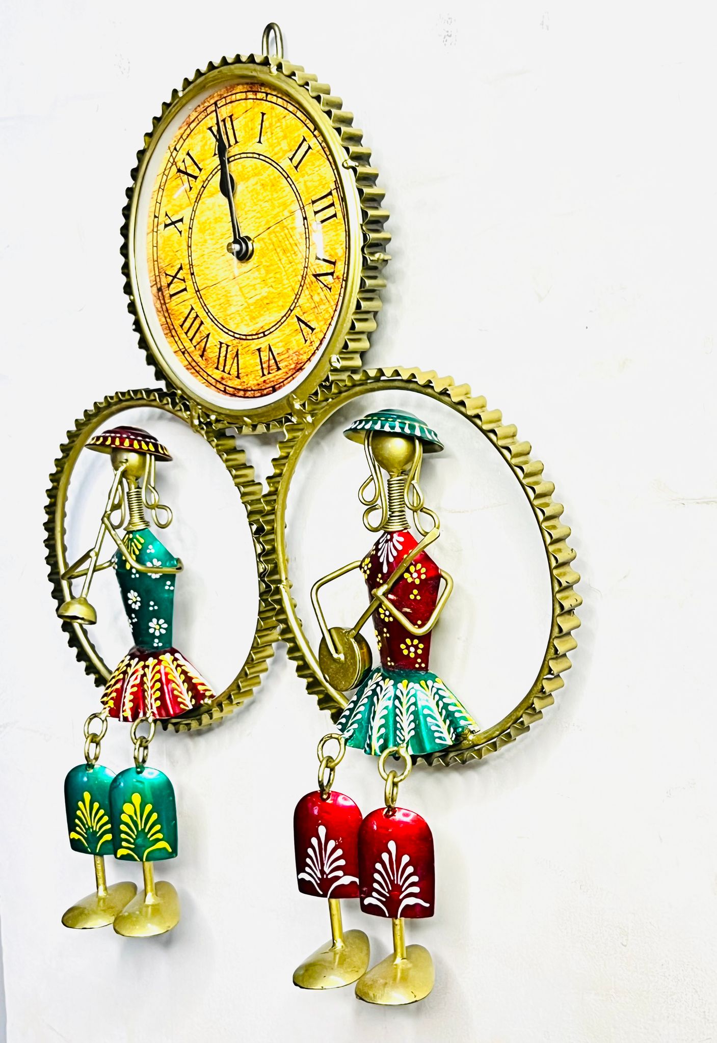 SHAMBHU HANDICRAFTS: Wall decor with Clock musician