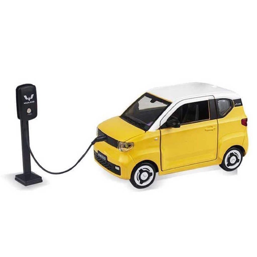 KTRS ENTERPRISE 1:24 for W-LHG Mini EV with Bicycle  Alloy Diecast Model Vehicle Sound Light Gift Collection Lovely 1:16 Scale 4WD Simulation LED Truck Decoration - Toys and Games | Buy online on ZillyBuy