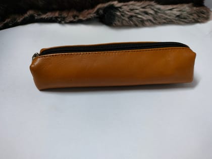 PENCIL POUCH -LEATHER