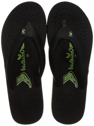 Walkaroo womens Wh3951 Slippers-Black