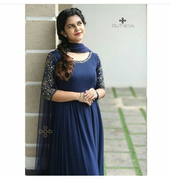 Women's Cotton Floral Print Embroidered dark Blue Stylish Kurti/Kurta Set with Pant & Dupatta