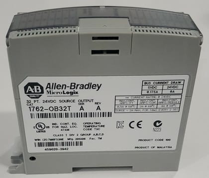 AB Micro Logix 1762-OB32 T Solid State 24V DC Source Output Module