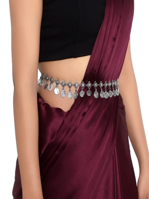 Buy Aakaar Wine Moss Crepe Pleated Draped Saree Dress With Belt Online |  Aza Fashions