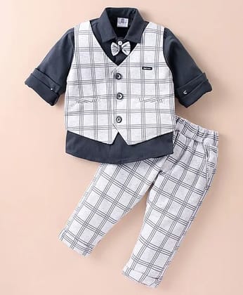Mark & Mia Full Sleeves Party Suit With Waistcoat & Bow Checked- Grey