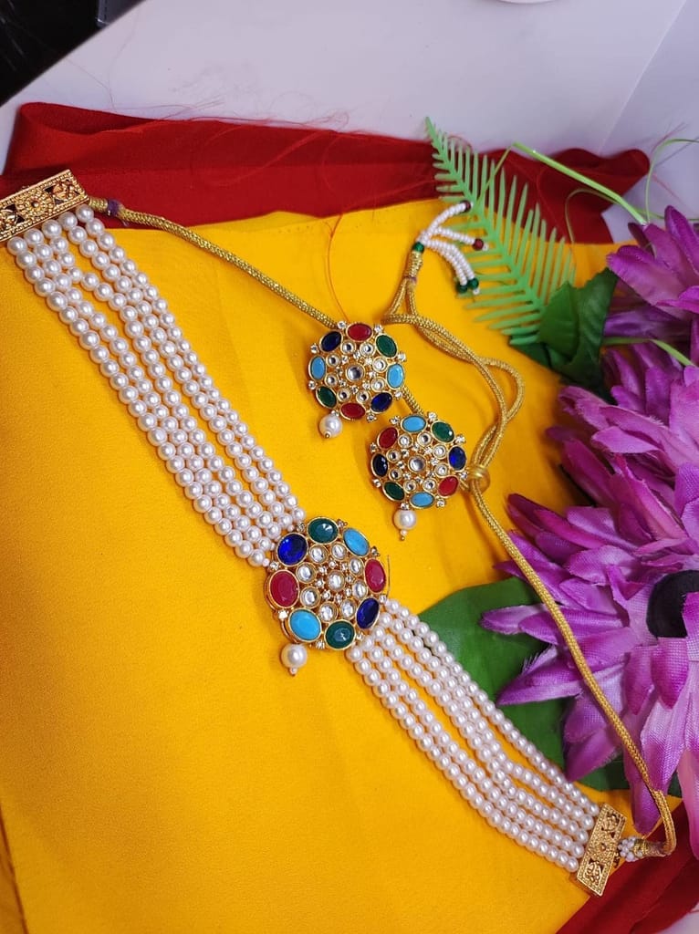 Infinity Jewel's Gold Plated Studded Traditional Choker Necklace Jewellery Set for Women