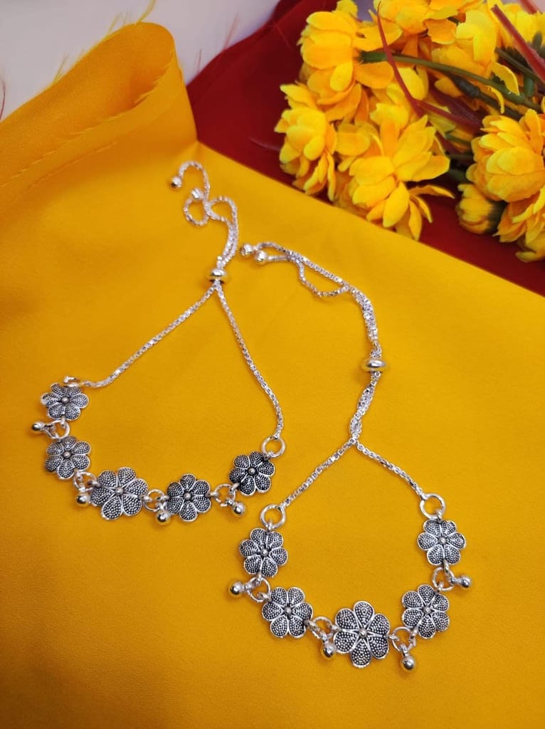 Yash Jewellery Daily Wear Silver Anklet Set For Kids and Women Guarantee Plating