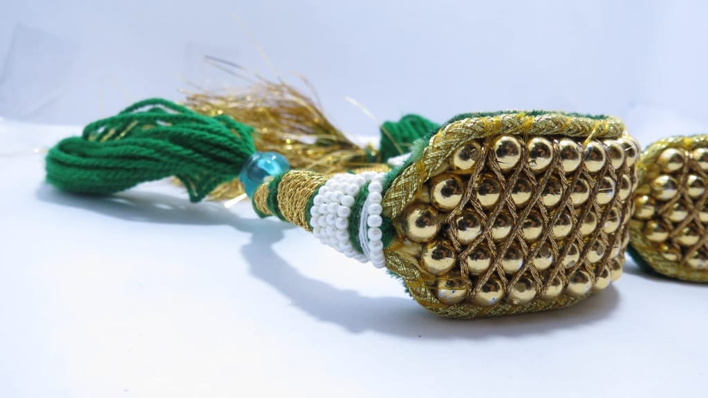 NirvairTribe Elegant & Beautiful Green And Golden Rajputi Pochi set for Women & Girls