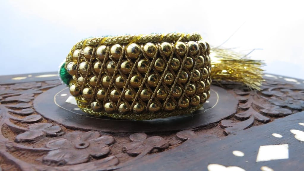 NirvairTribe Elegant & Beautiful Green And Golden Rajputi Pochi set for Women & Girls