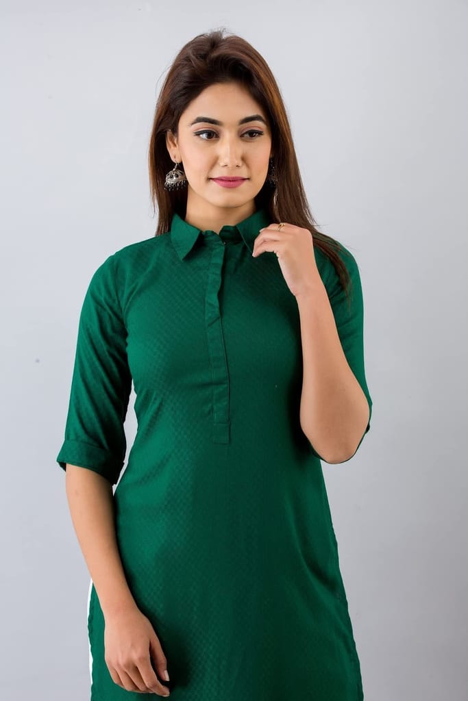JAIPURETHNICWEAVESWomens Rayon Blend Solid Straight Kurta (Green)