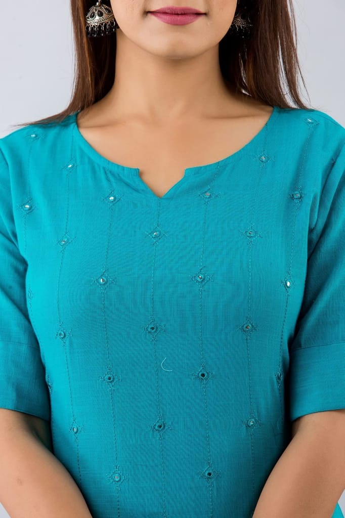 JAIPURETHNICWEAVESWomens Cotton Blend Embellished Straight Kurta (Turquoise)