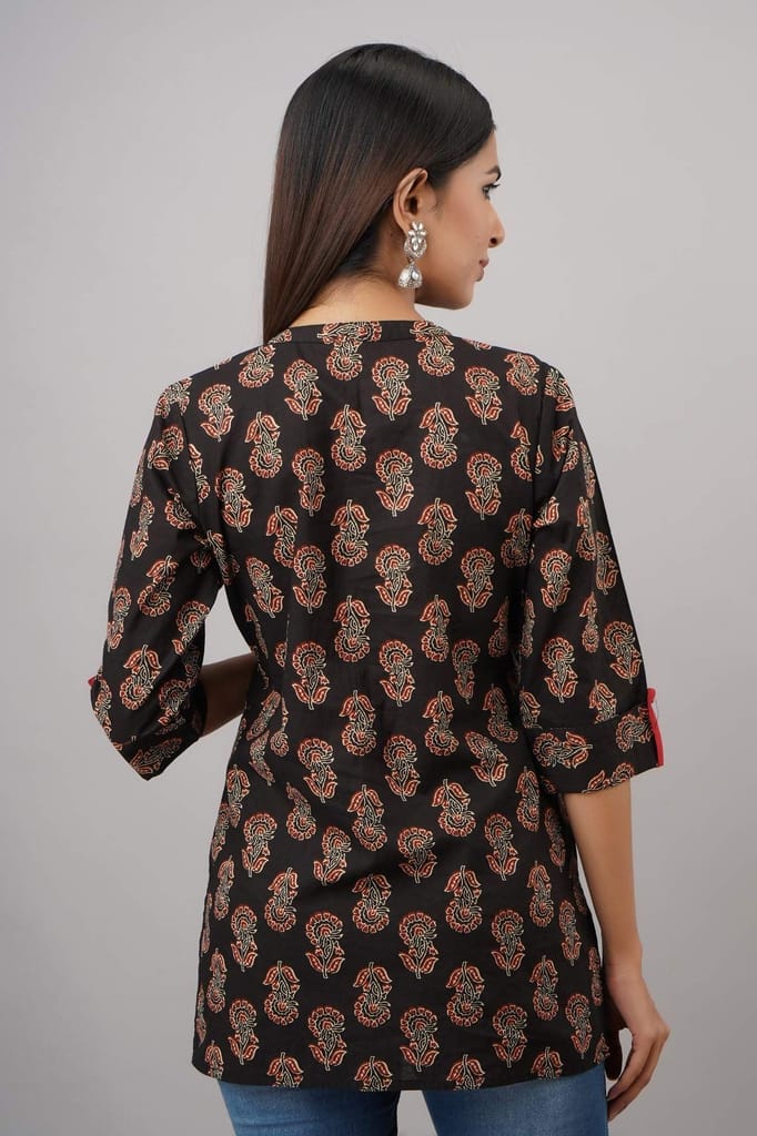 JAIPURETHNICWEAVESWomen's Cotton Cambric Block Print Straight Tunic (Black)