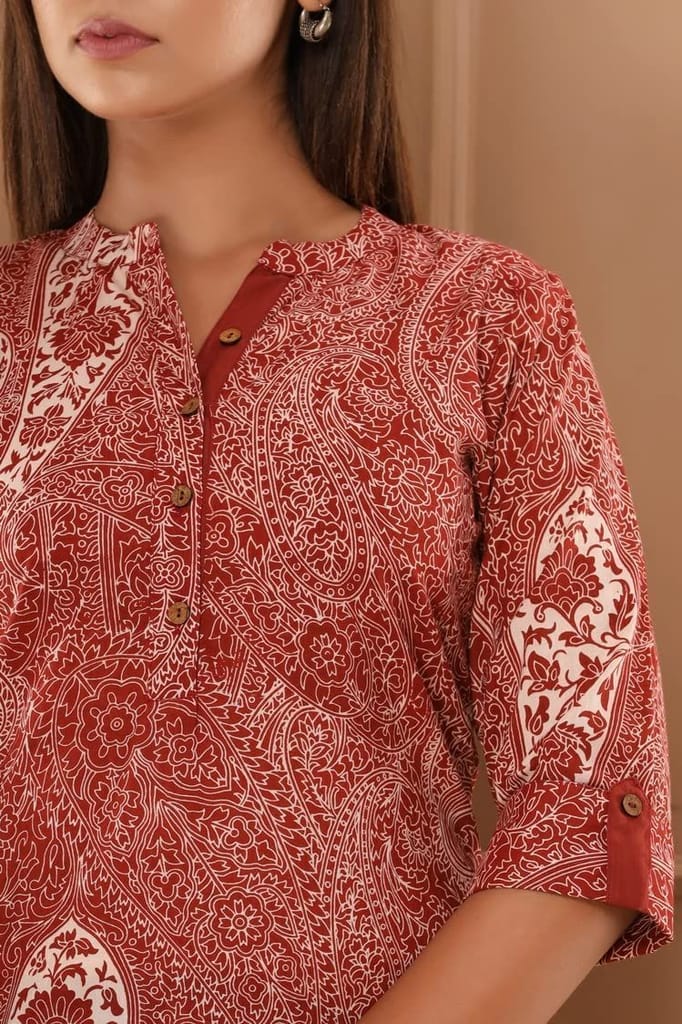 JAIPURETHNICWEAVES Womens Cotton Cambric Floral and Paisley Print Straight Tunic (Maroon)