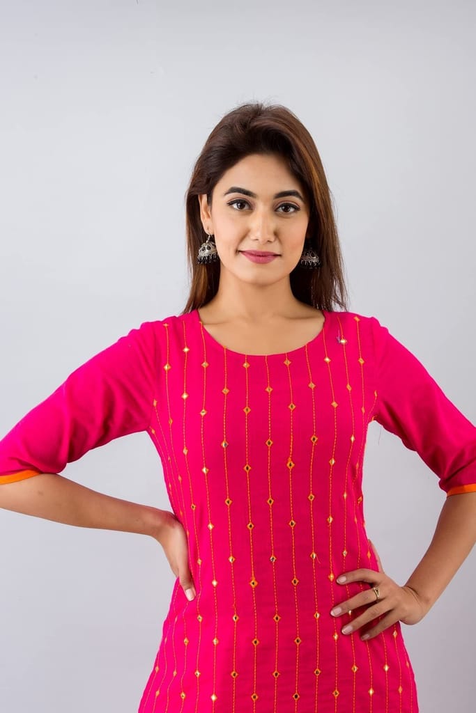 JAIPURETHNICWEAVESWomens Cotton Blend Embellished Straight Kurta (Pink)