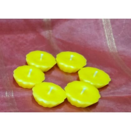 Scented Paraffin Wax Floating Candles Flower Shape Lemon Yellow, Fragrance of Lily