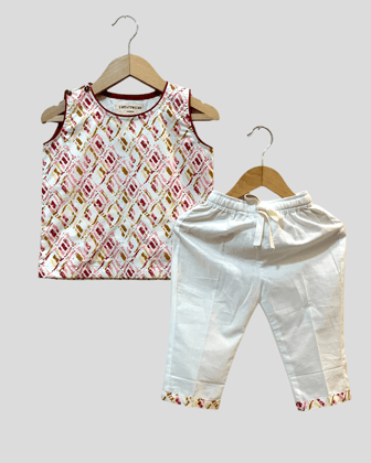 Printed Top & White Pyjama Set