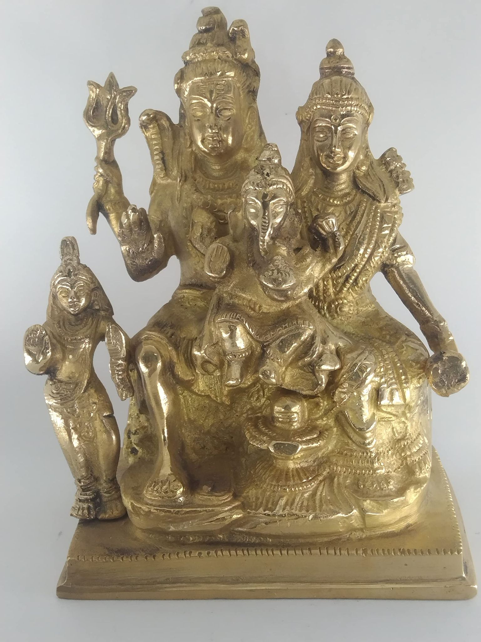 OJKMart Shiv, Parvati, Ganesh, Kartik Statue Brass Idol (11X7x15 cms) Decorative Showpiece (Brass)