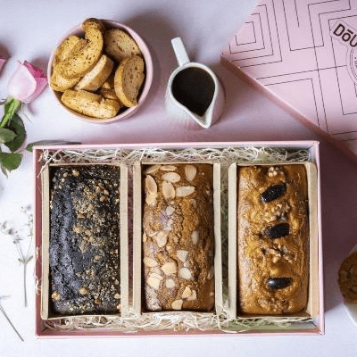 Assorted Tea Cake Gift Hamper __ Dry Fruit Cake (250g),Choco Walnut Dry Cake (250g),Choco Chip Dry Cake (250g)