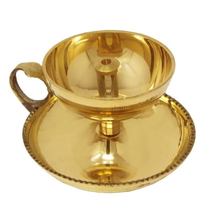DOKCHAN Brass Oil Lamp Traditional Sampath Diya with Finger Holder Diwali Decoration Brass Table Diya for Home Decor Gold Brass Table Diya