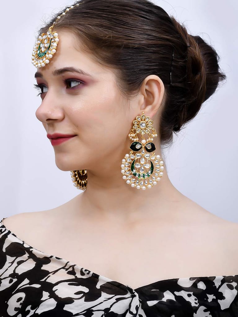Abhaah Gold Plated kundan meenakari Bridal Traditional chandbali Stylish Pearl maang Tikka and Earring Set for Wedding for Women