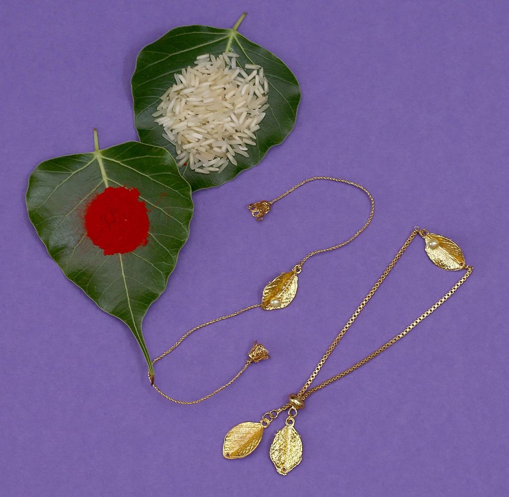 Abhaah Bhaiya bhabhi couple golden leaf Rakhi combo set